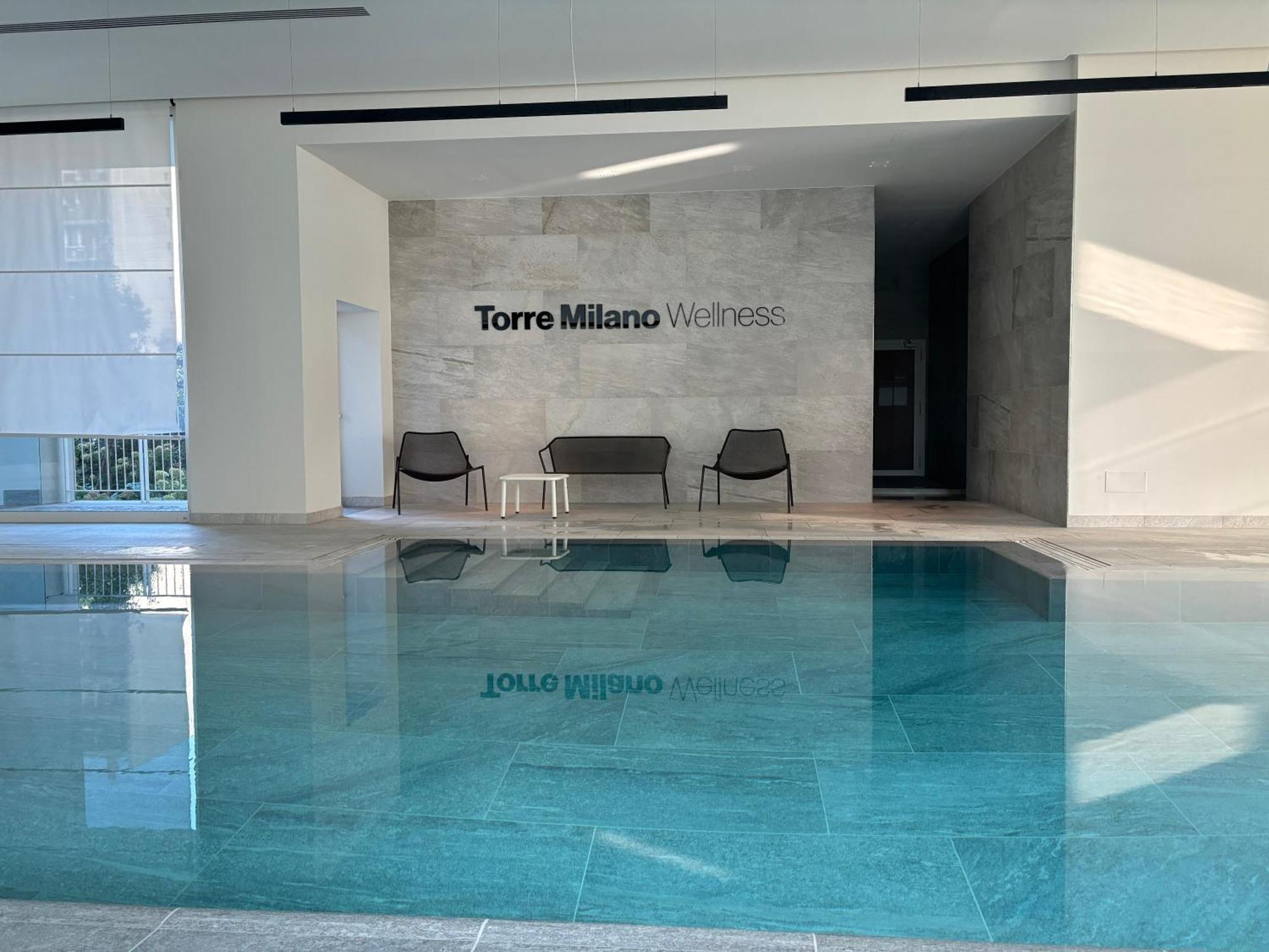 Torre Milano Skyview Suite Gym Pool & Rooftop Exterior foto